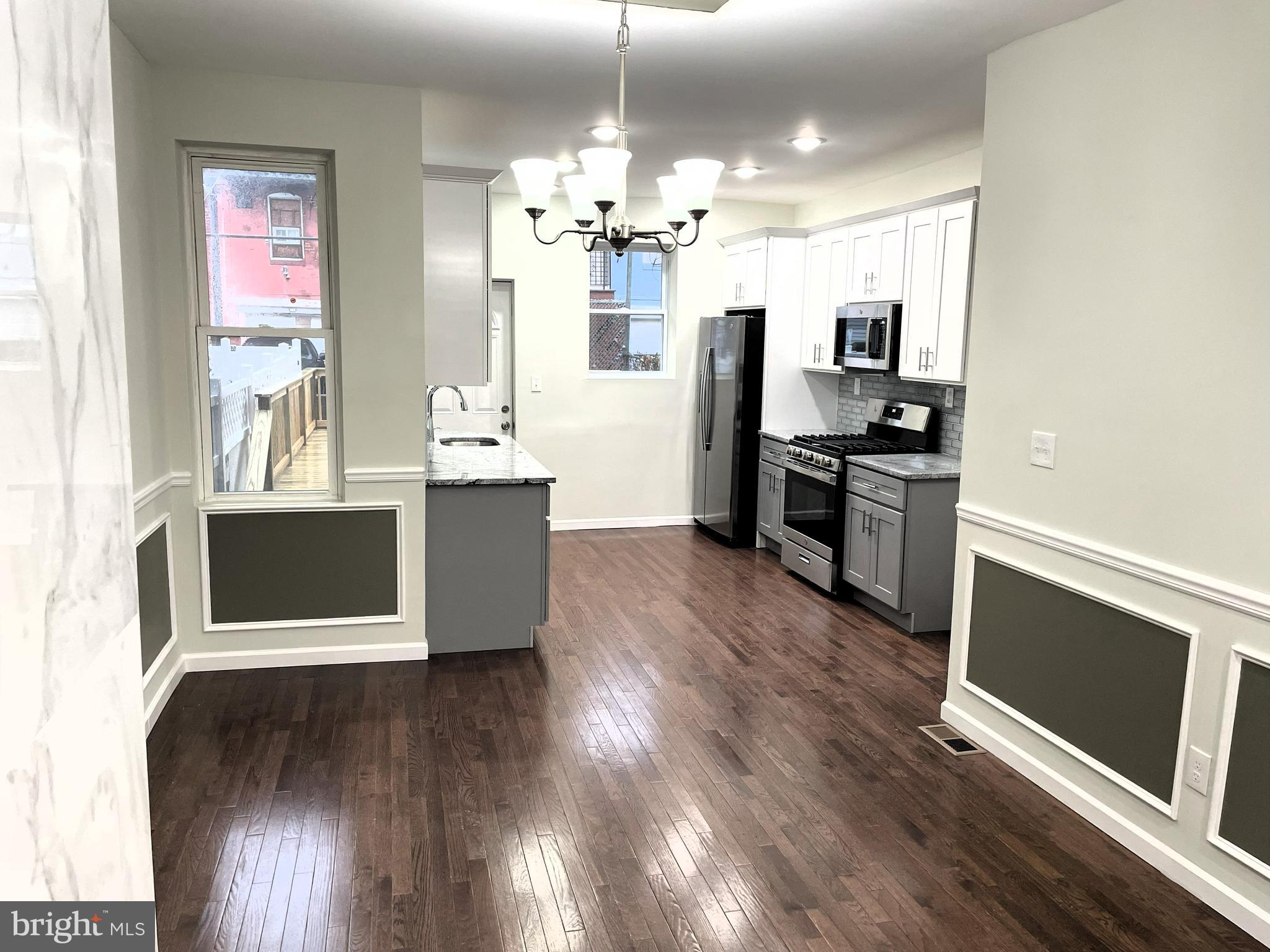 FERN ROCK - Residential