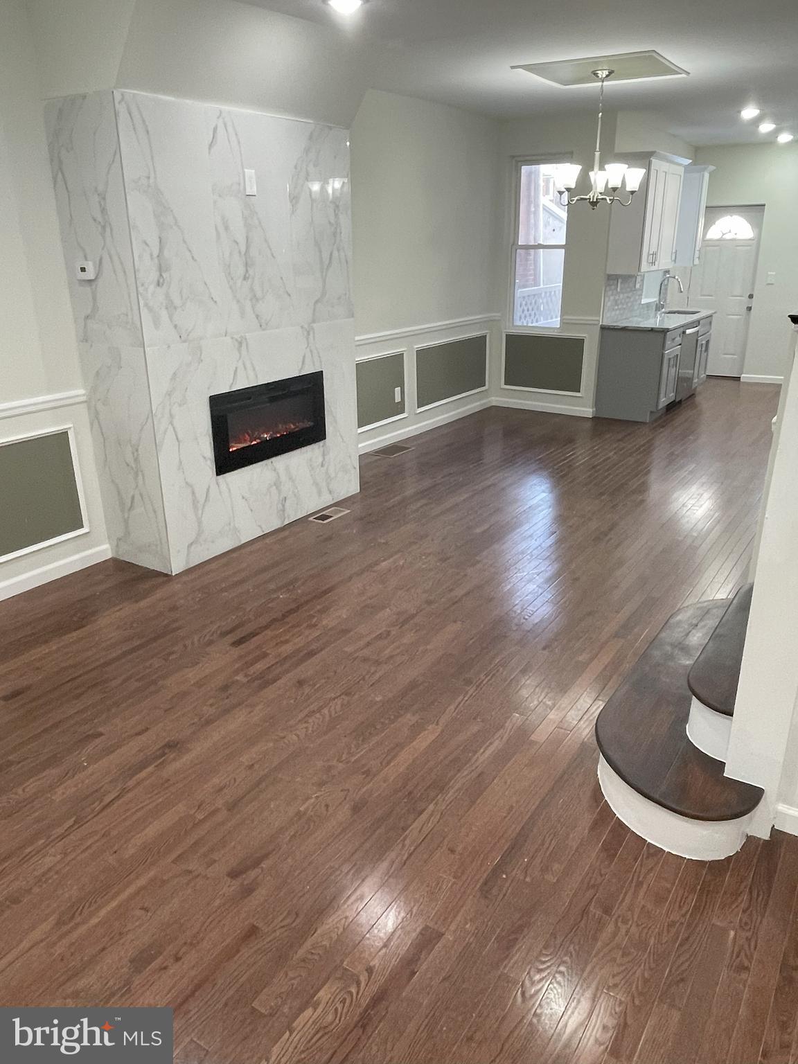 FERN ROCK - Residential