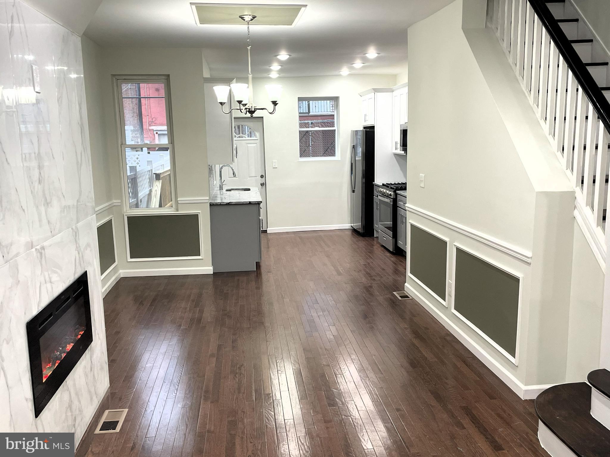 FERN ROCK - Residential