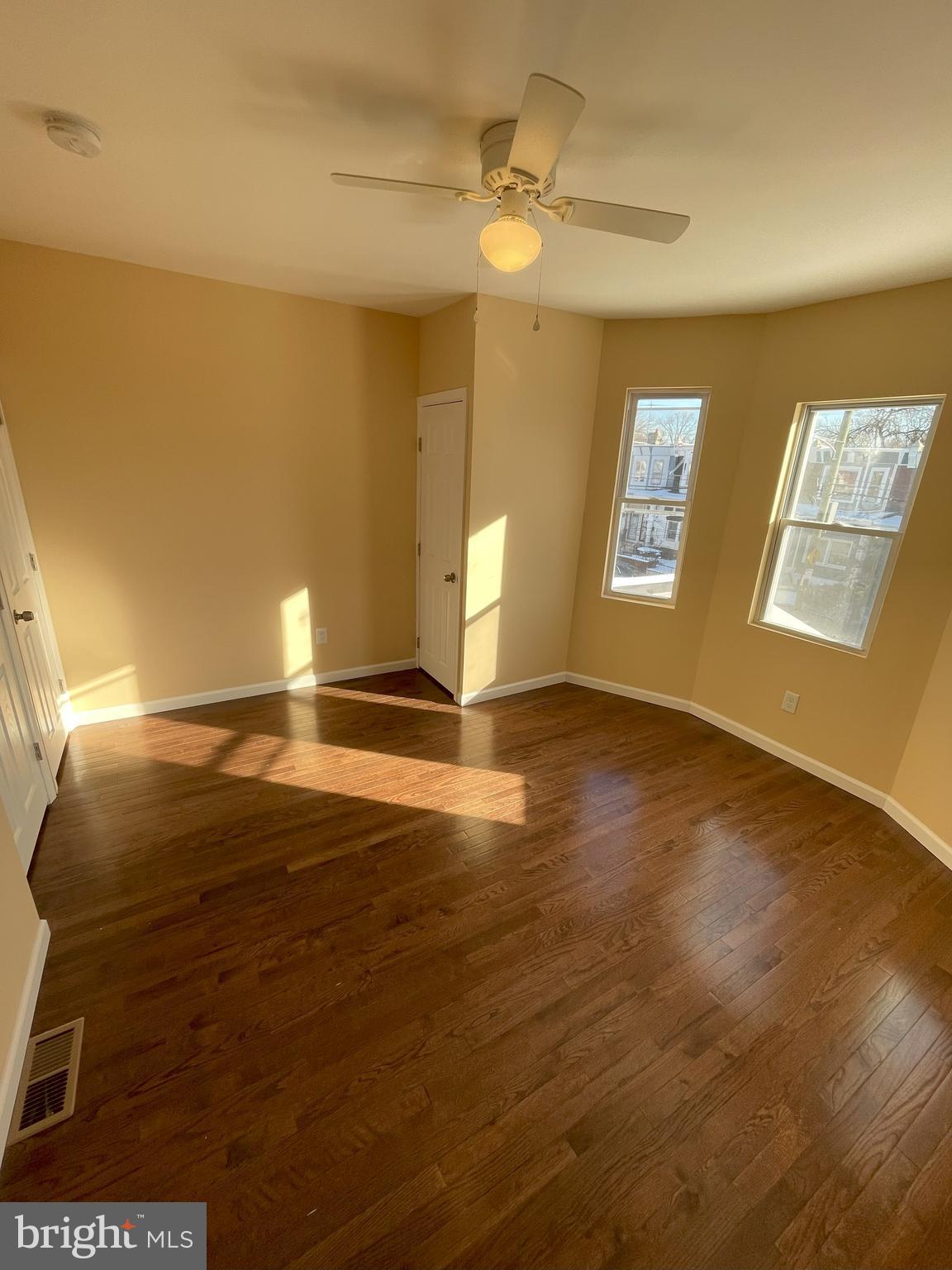 FERN ROCK - Residential