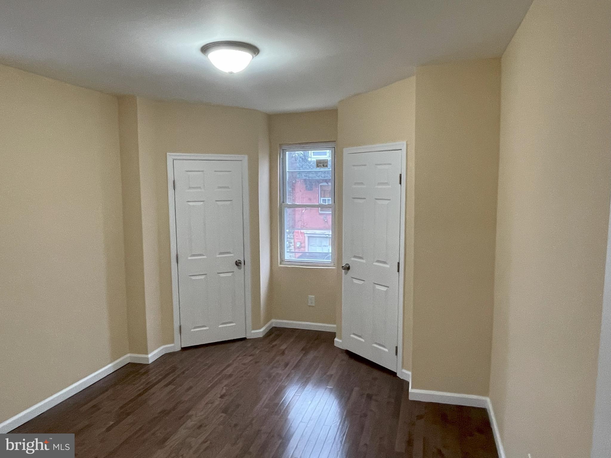 FERN ROCK - Residential