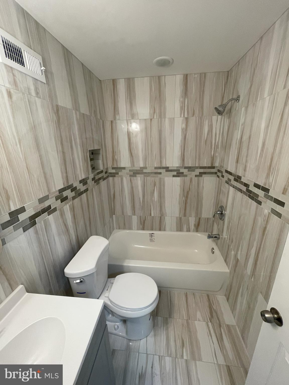 FERN ROCK - Residential