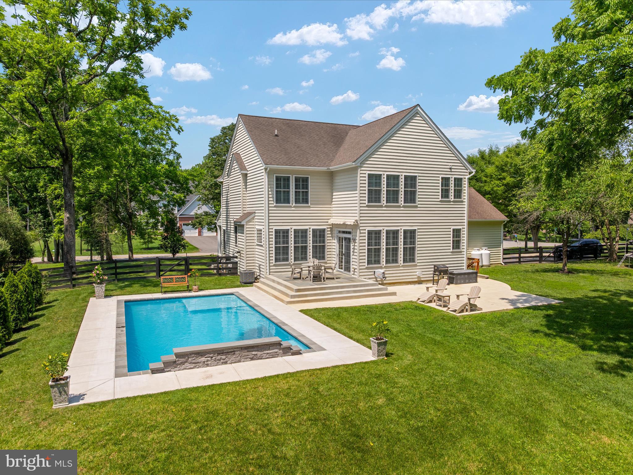 TURNBULL ESTATES - Residential