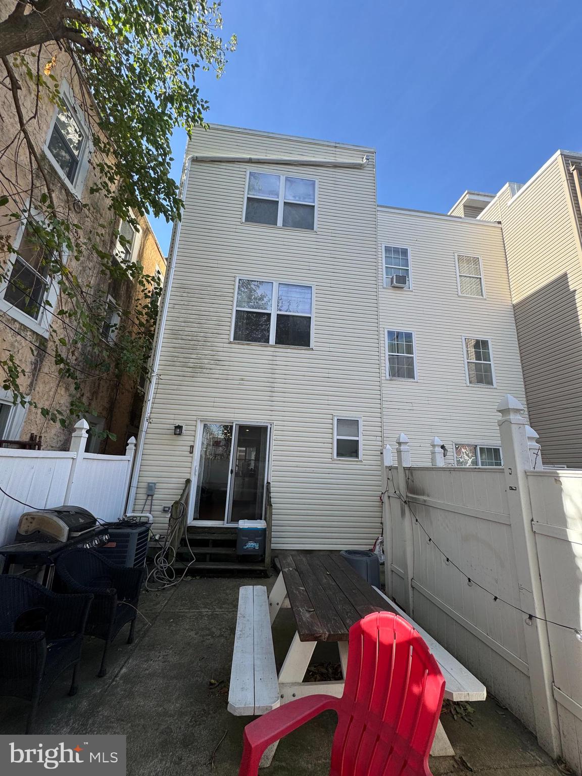 PHILADELPHIA - Residential