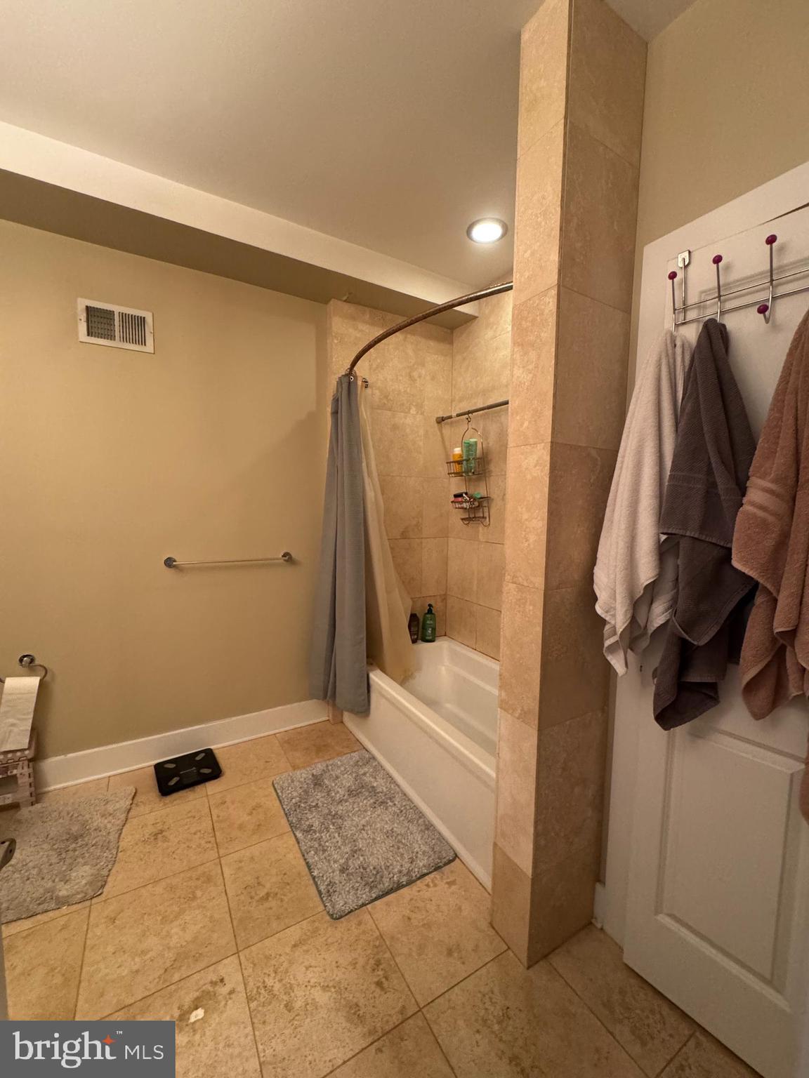 PHILADELPHIA - Residential