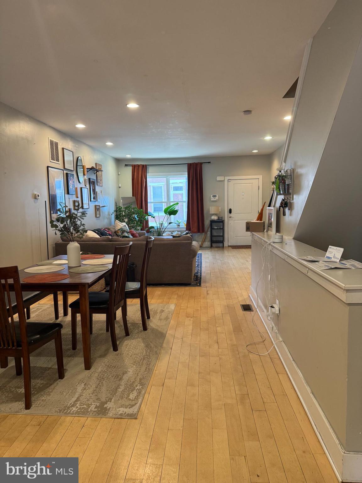 PHILADELPHIA - Residential