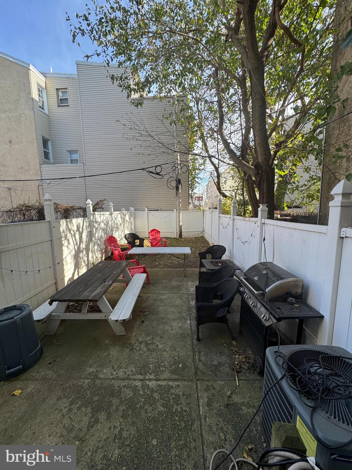 PHILADELPHIA - Residential