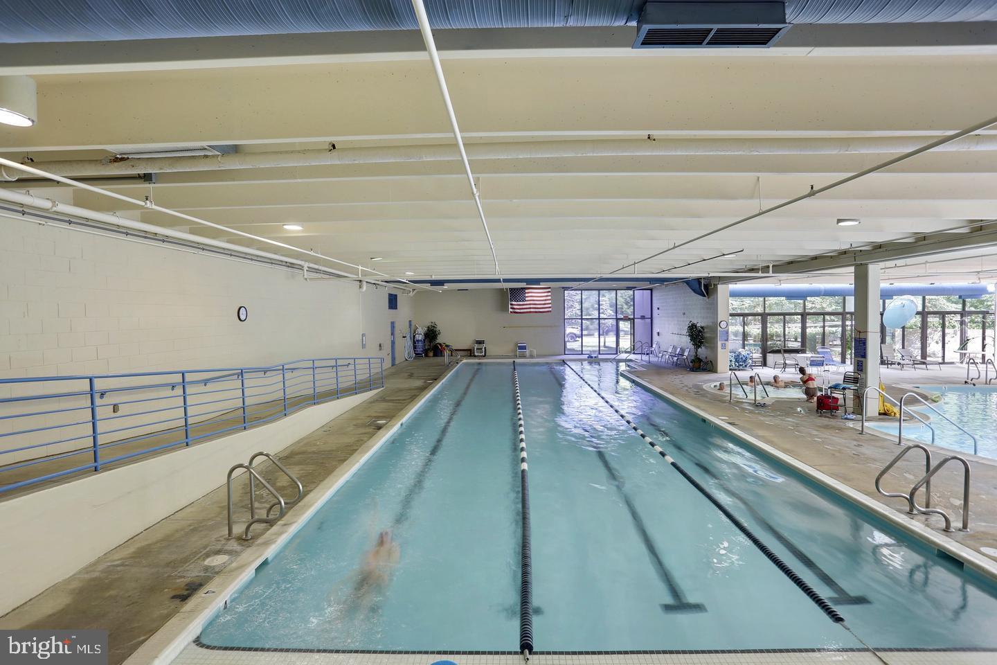 LEISURE WORLD - Residential