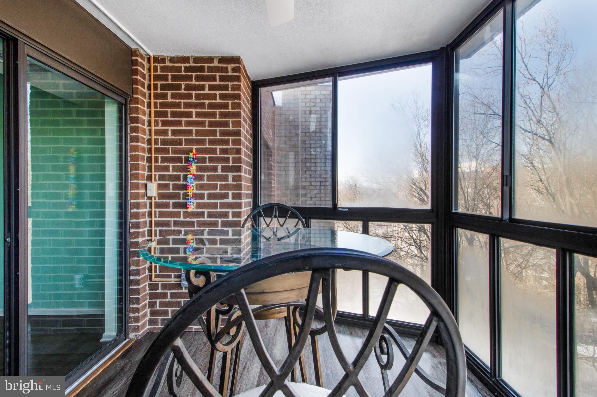 LEISURE WORLD - Residential