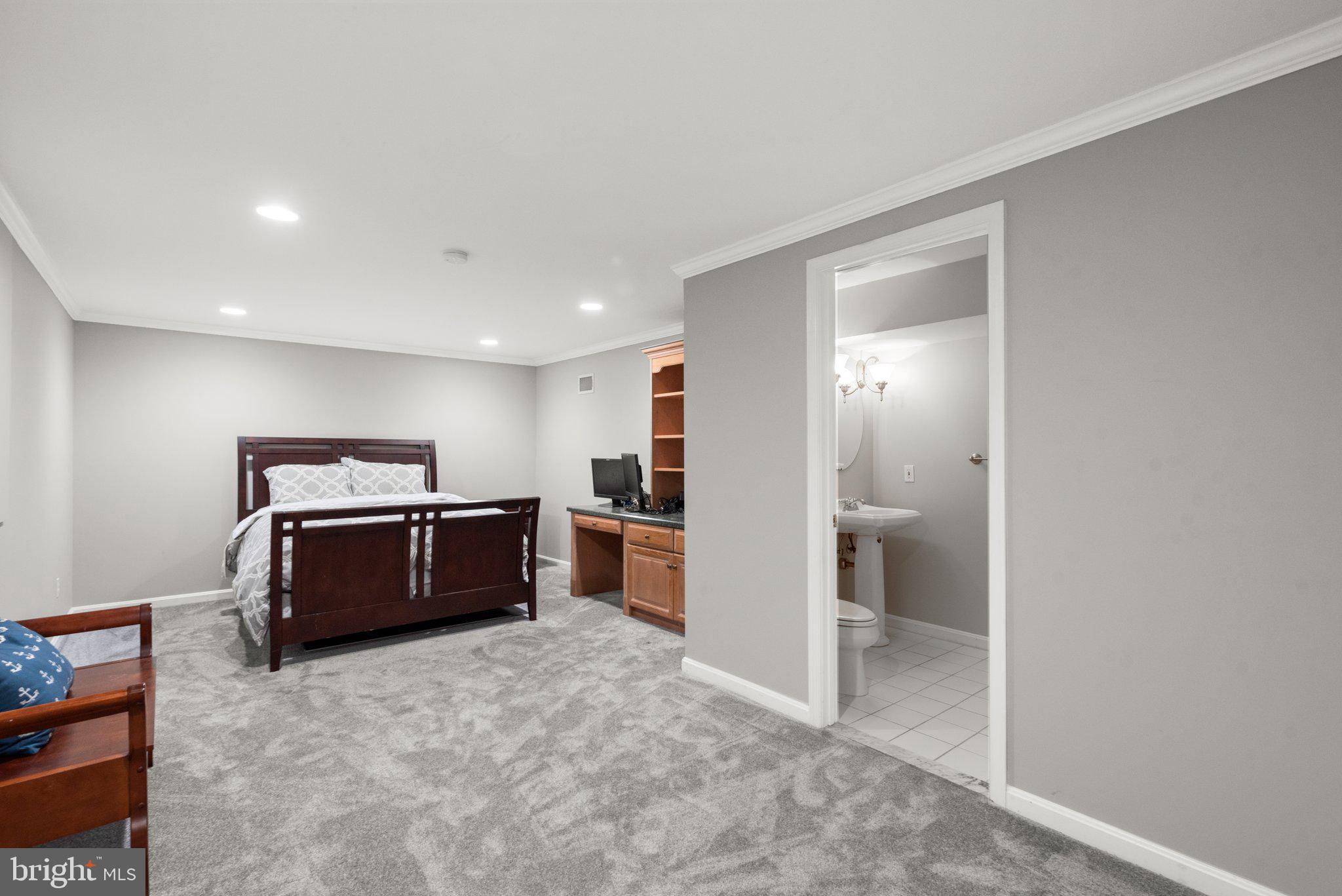 SHIPLEYS CHOICE - Residential