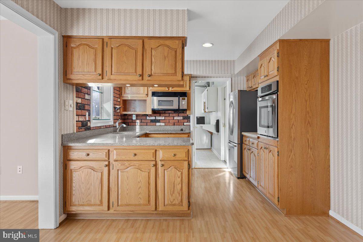 VICTORIA HEIGHTS - Residential