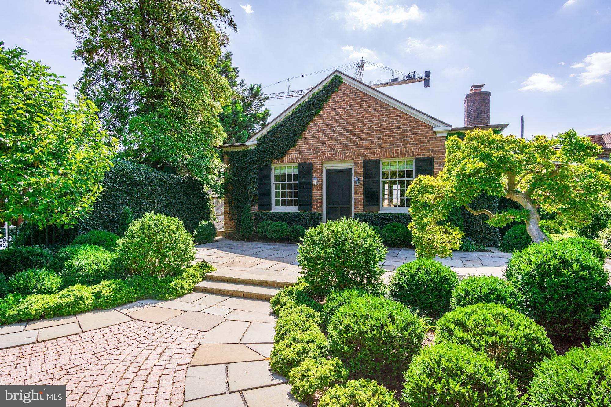 GEORGETOWN - Residential
