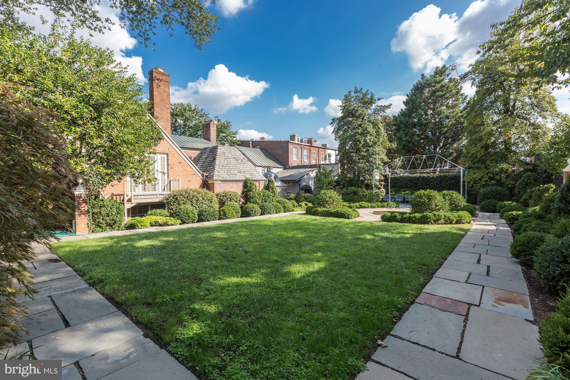 GEORGETOWN - Residential
