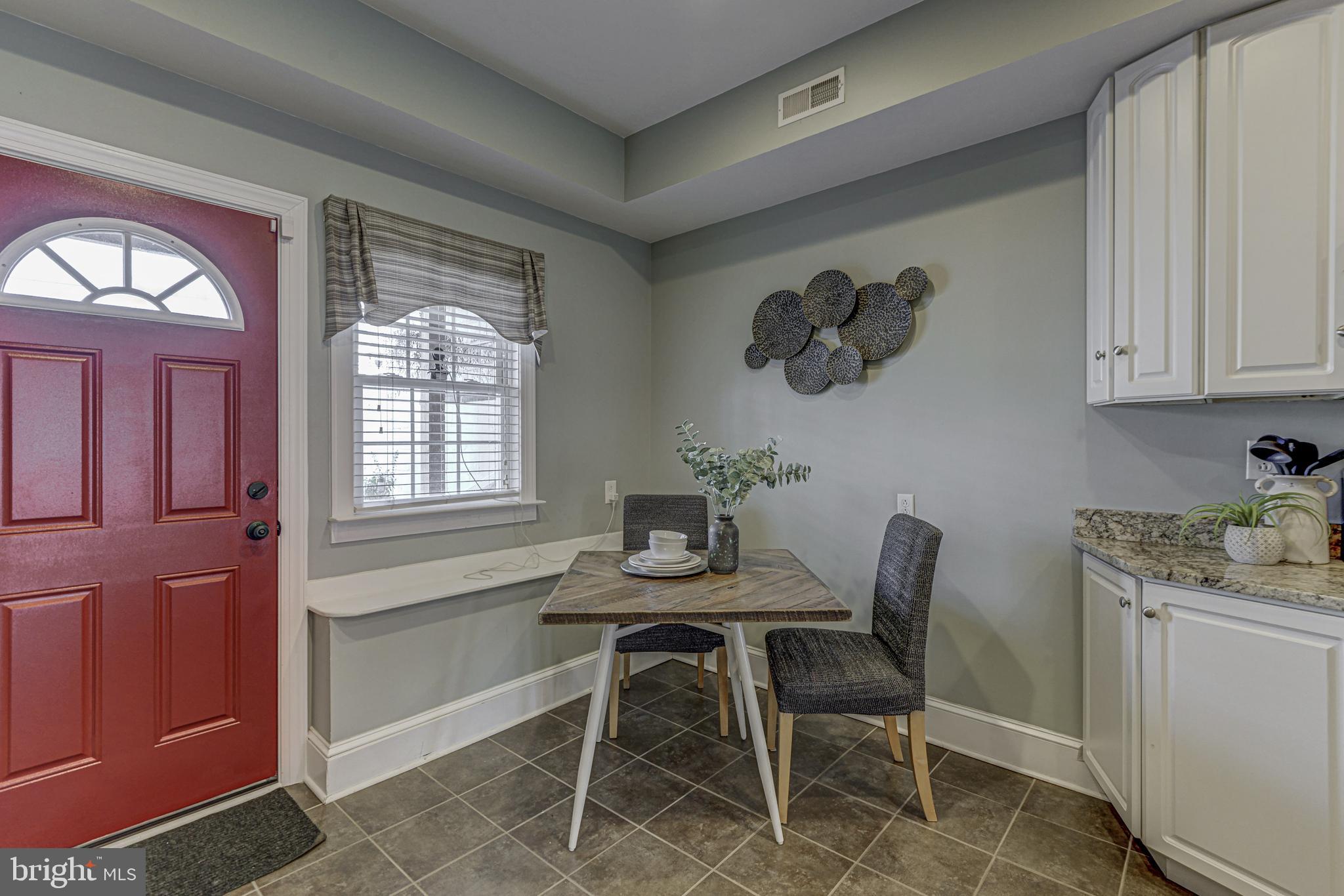 RIVERSIDE - Residential