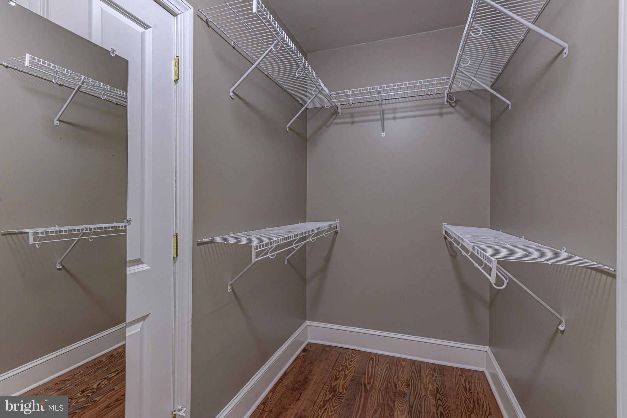 RIVERSIDE - Residential