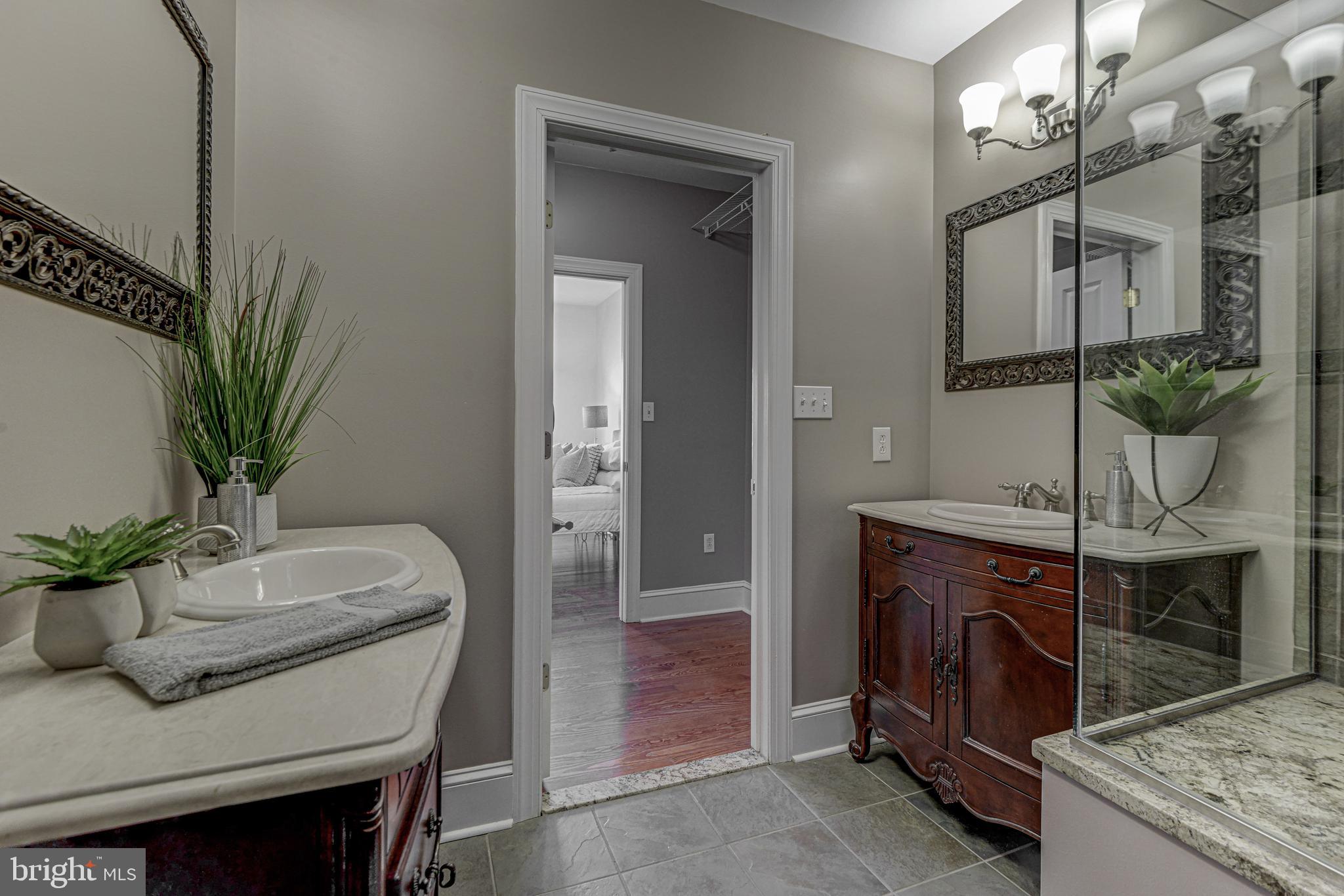 RIVERSIDE - Residential