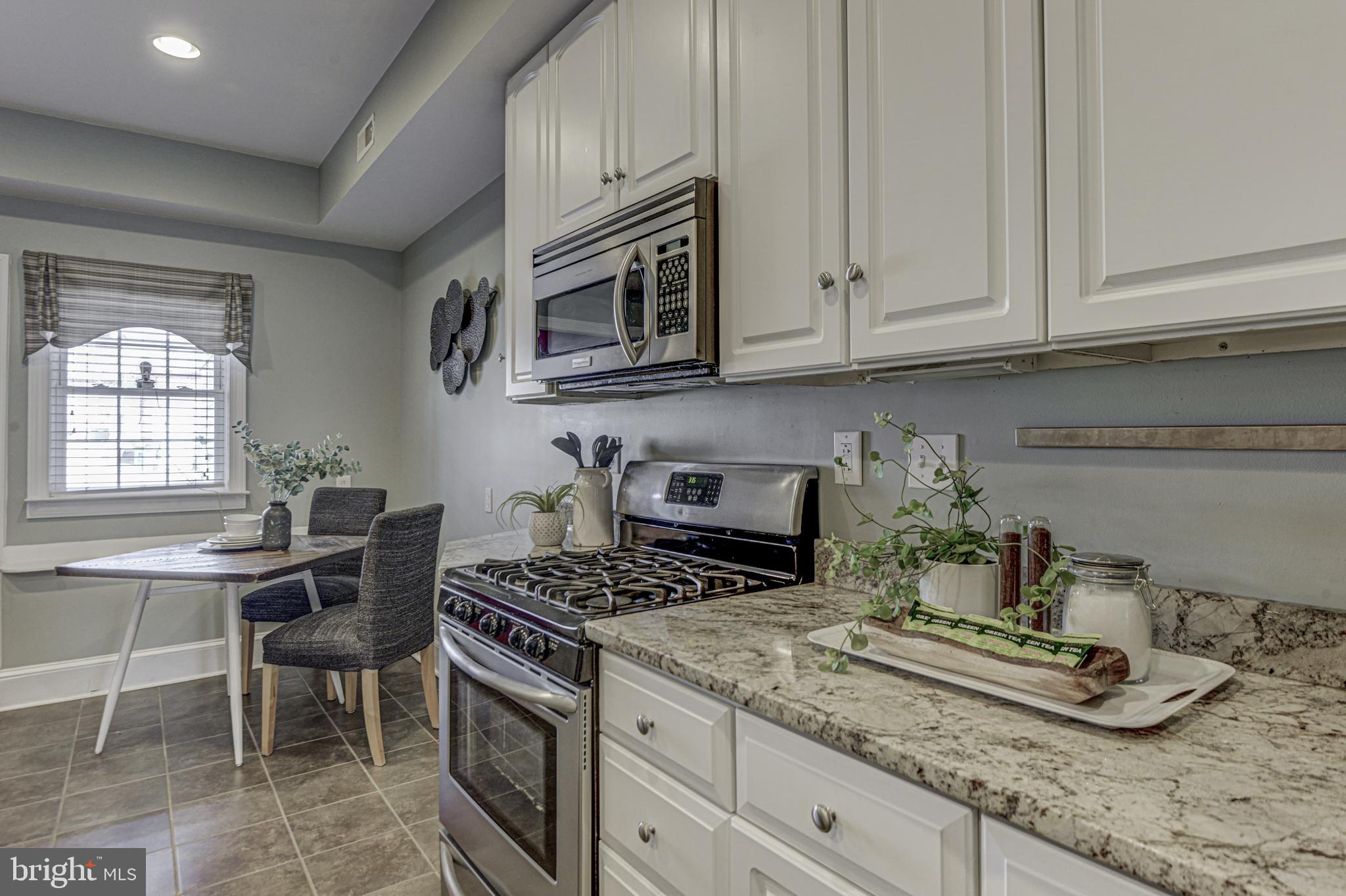 RIVERSIDE - Residential