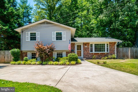 Homes For Rent - 8236 Governors Court<br/> ALEXANDRIA, VA 22308