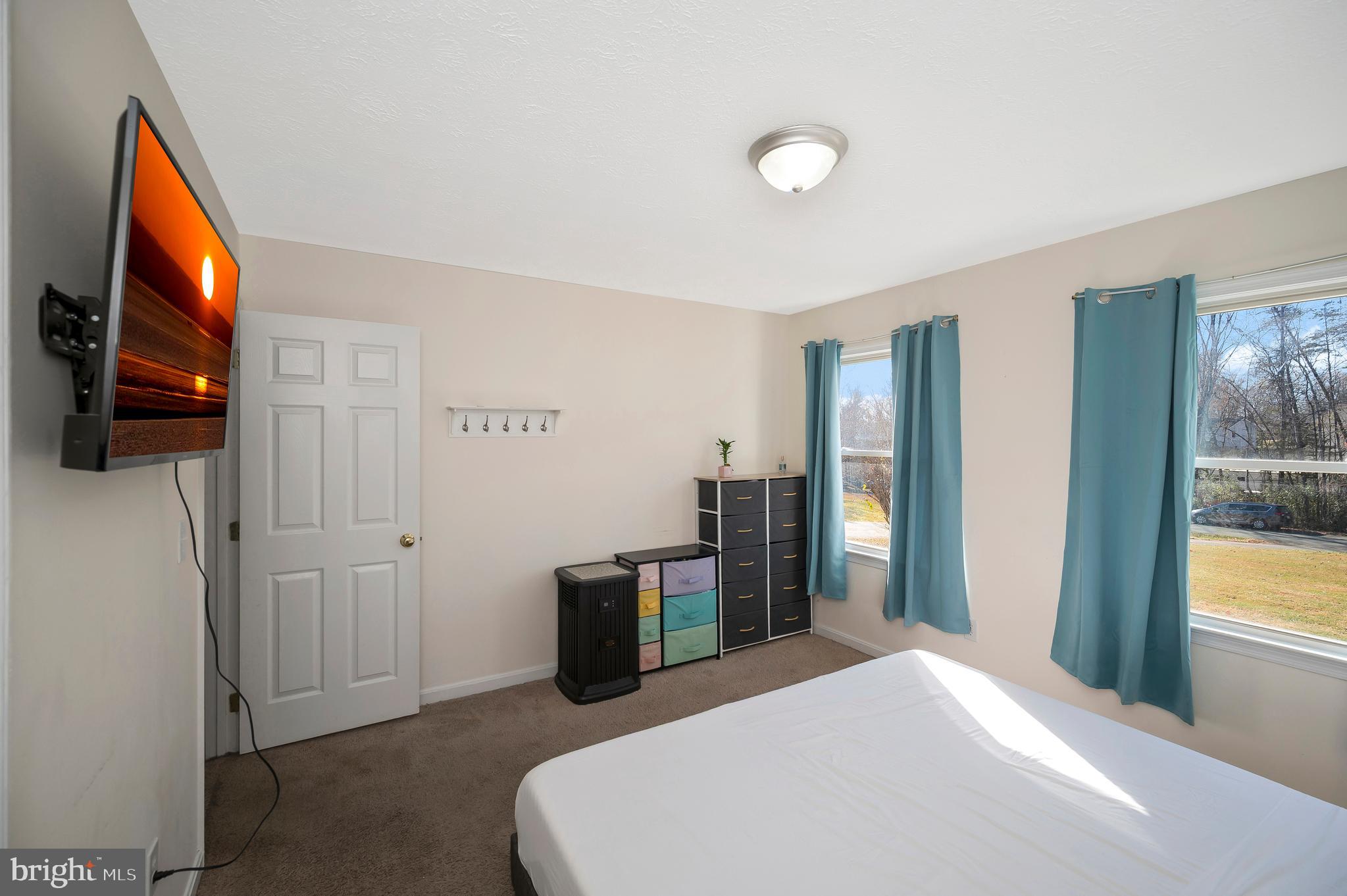 SCOTTS MT NORMAN ACRES - Residential