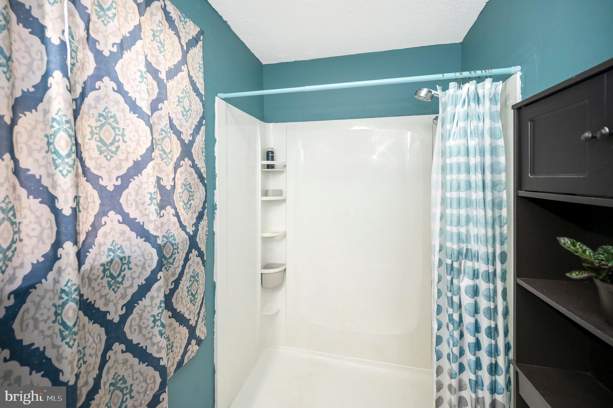 SCOTTS MT NORMAN ACRES - Residential