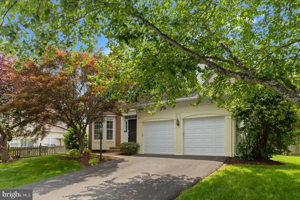 12561 GARRY GLEN DRIVE
