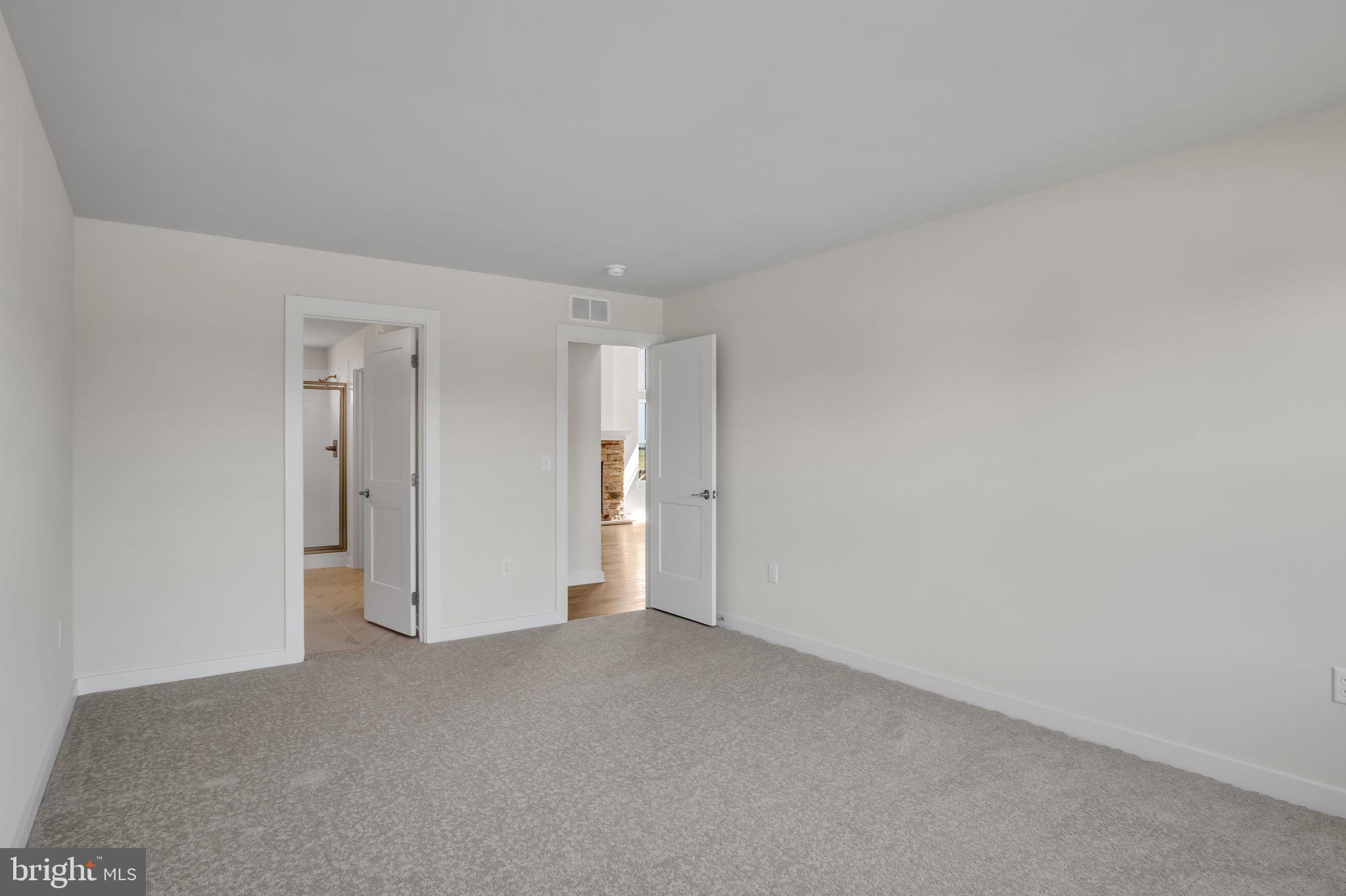 JEFFERSON COURT - Residential