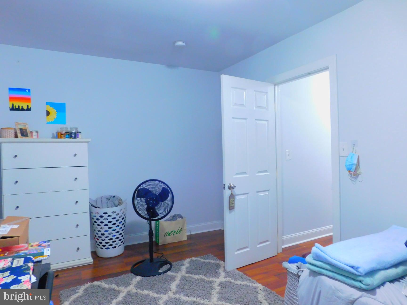 TEMPLE UNIVERSITY - Residential Lease