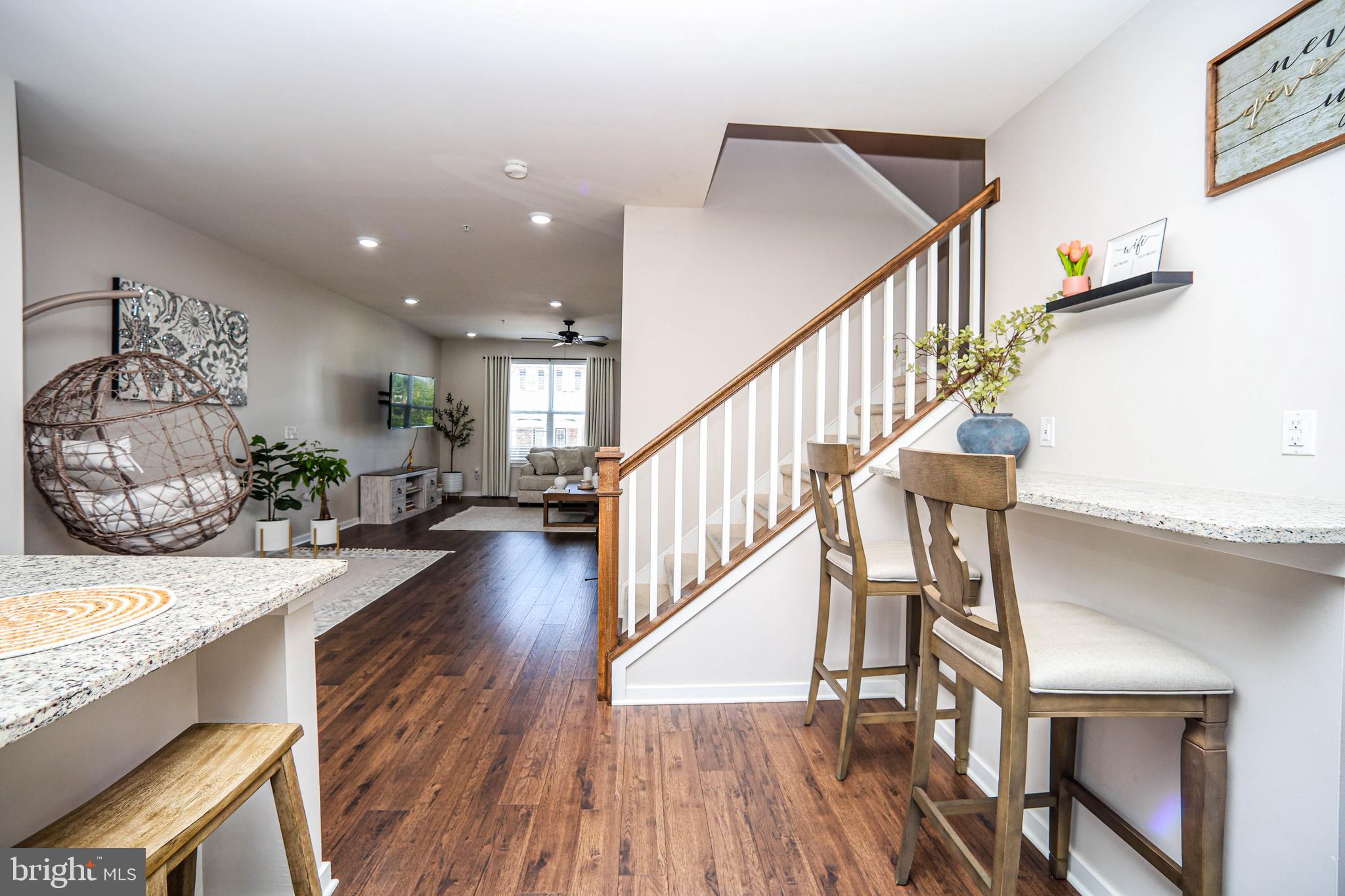 TOWNES AT SHANNON HILL - Residential