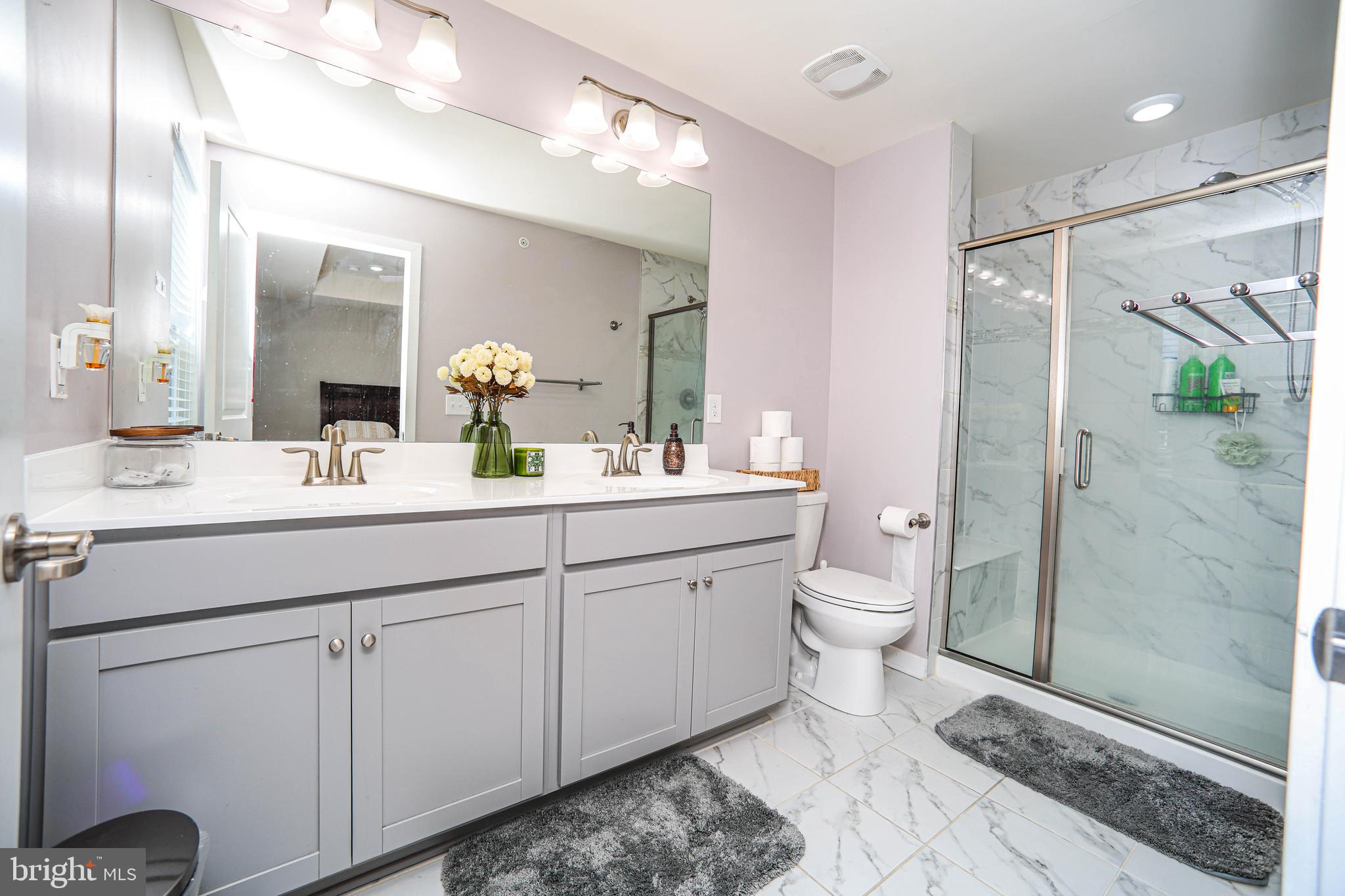 TOWNES AT SHANNON HILL - Residential