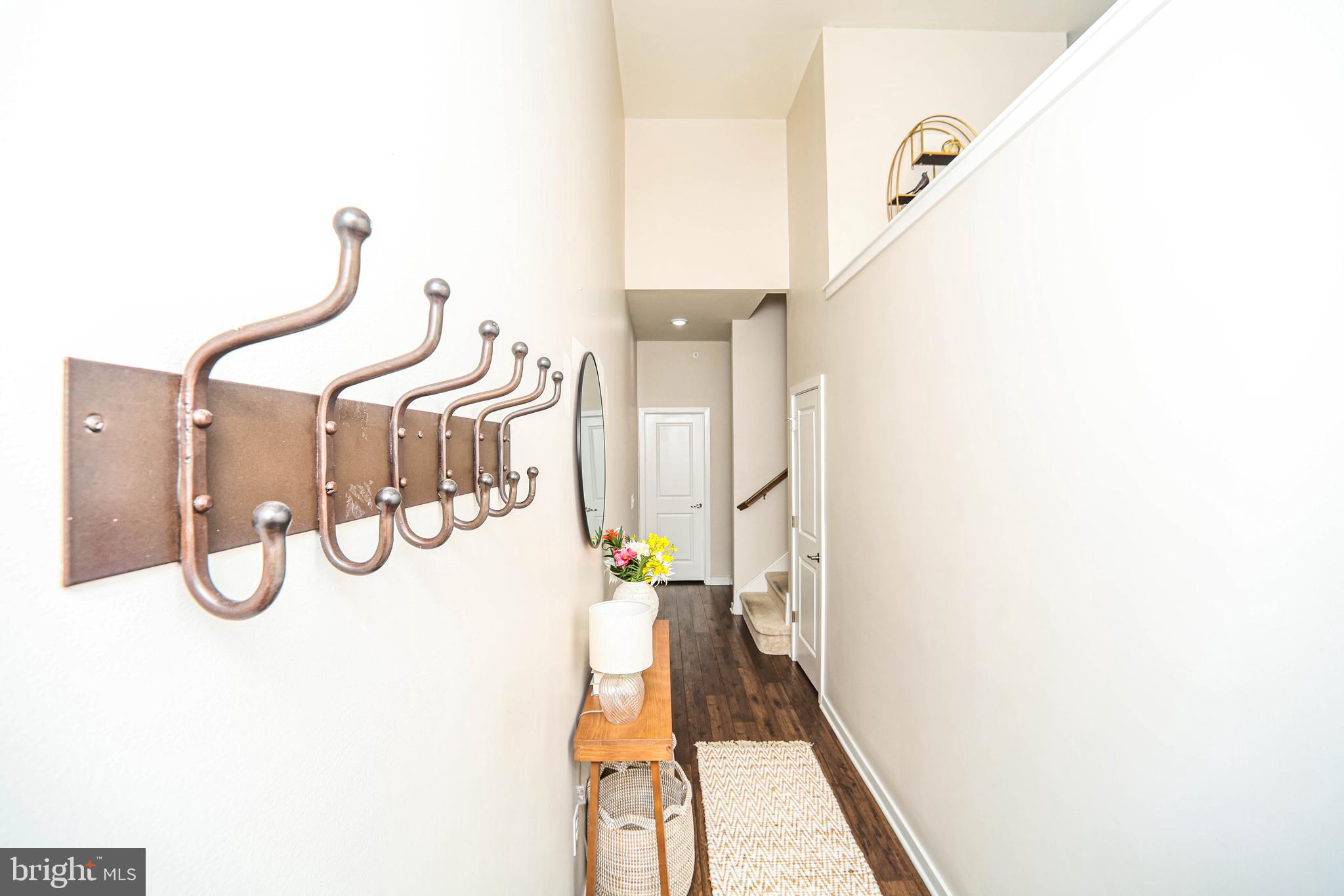 TOWNES AT SHANNON HILL - Residential