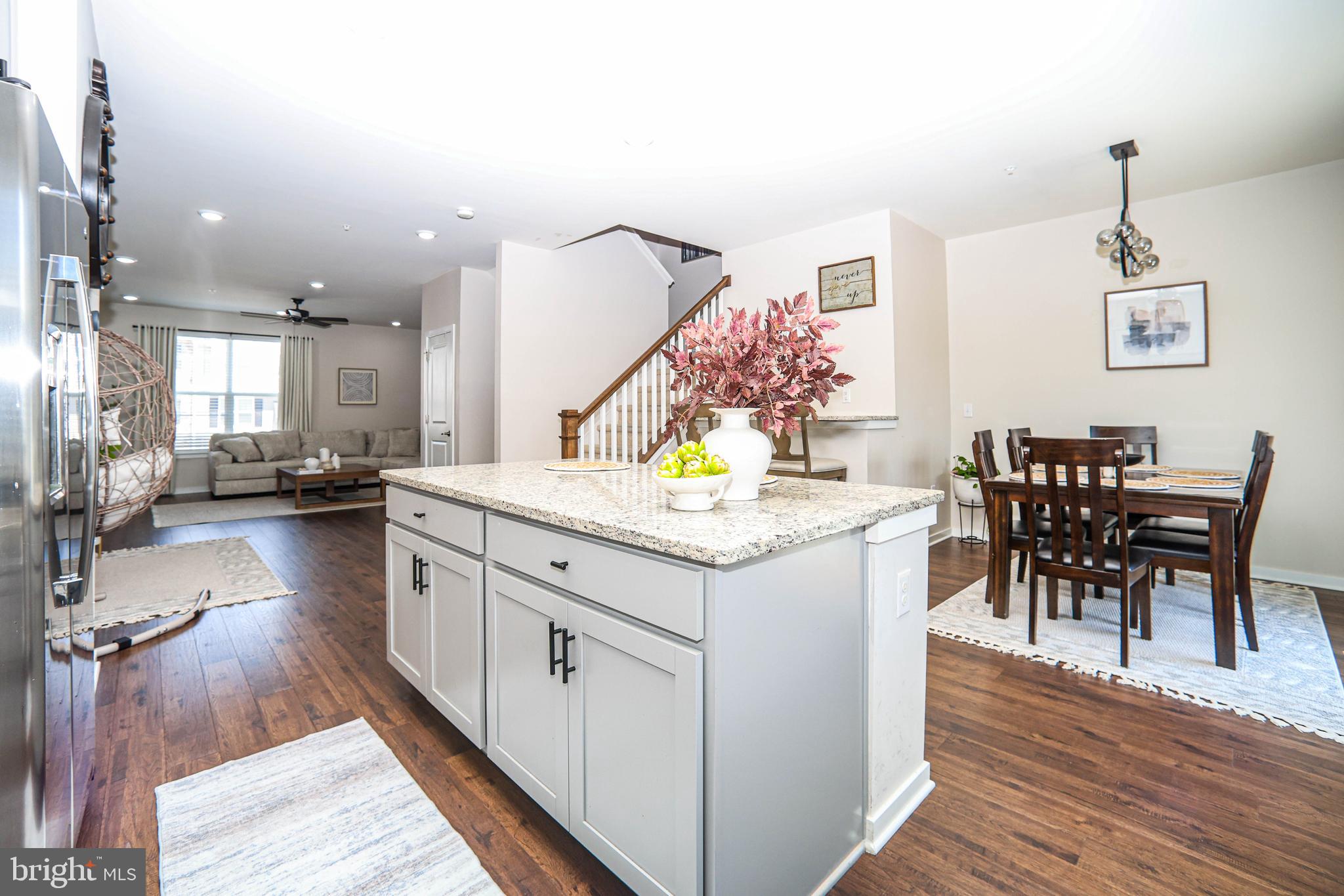 TOWNES AT SHANNON HILL - Residential