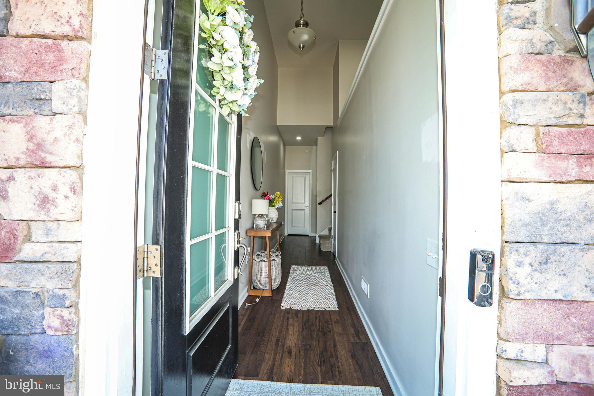 TOWNES AT SHANNON HILL - Residential