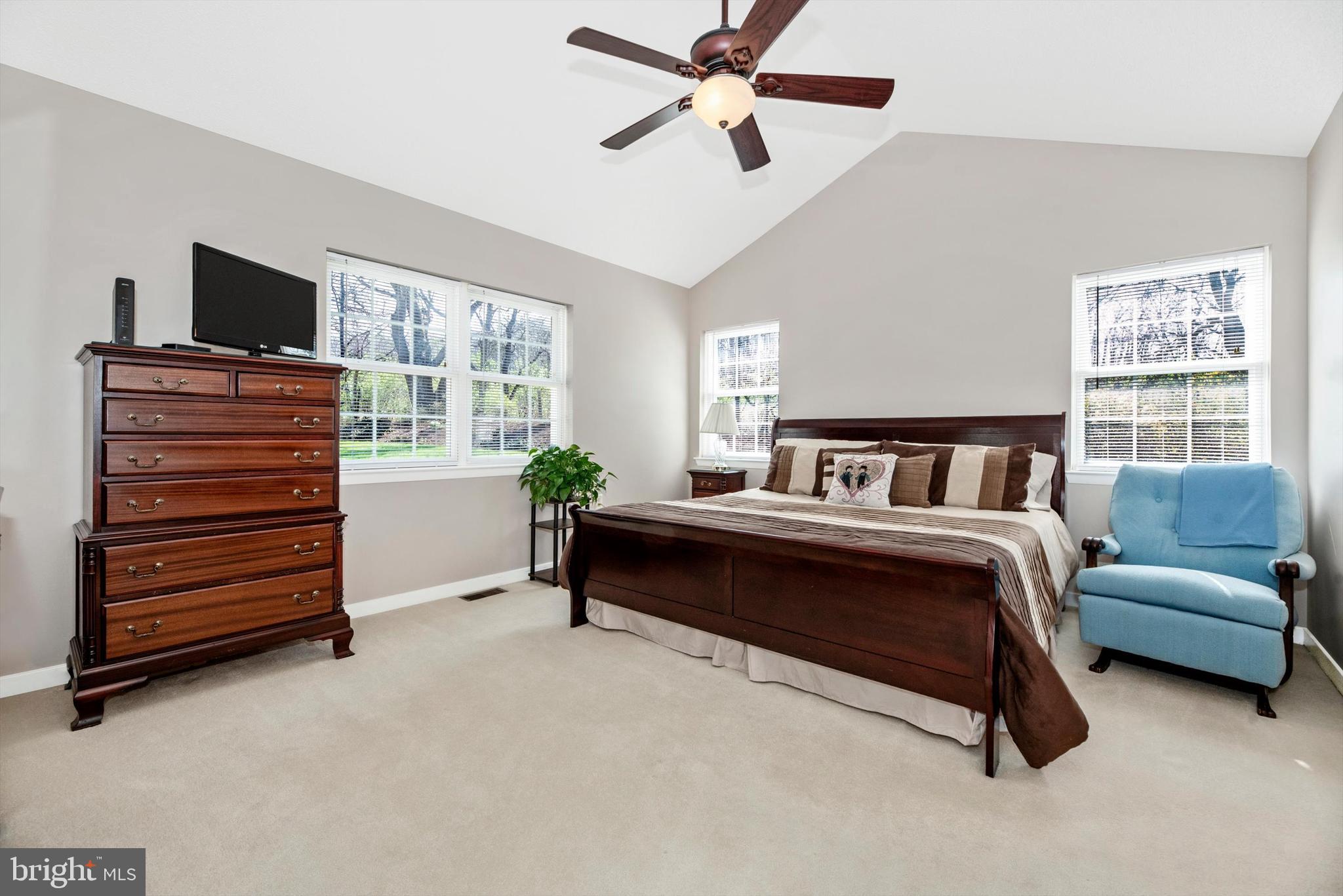 THE MEADOW AT NEW MARKET - Residential