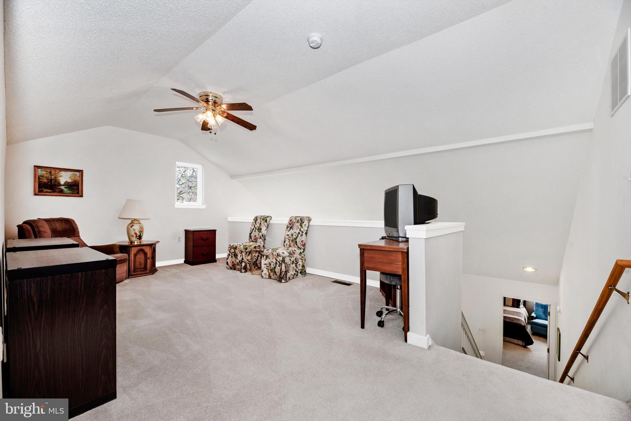 THE MEADOW AT NEW MARKET - Residential