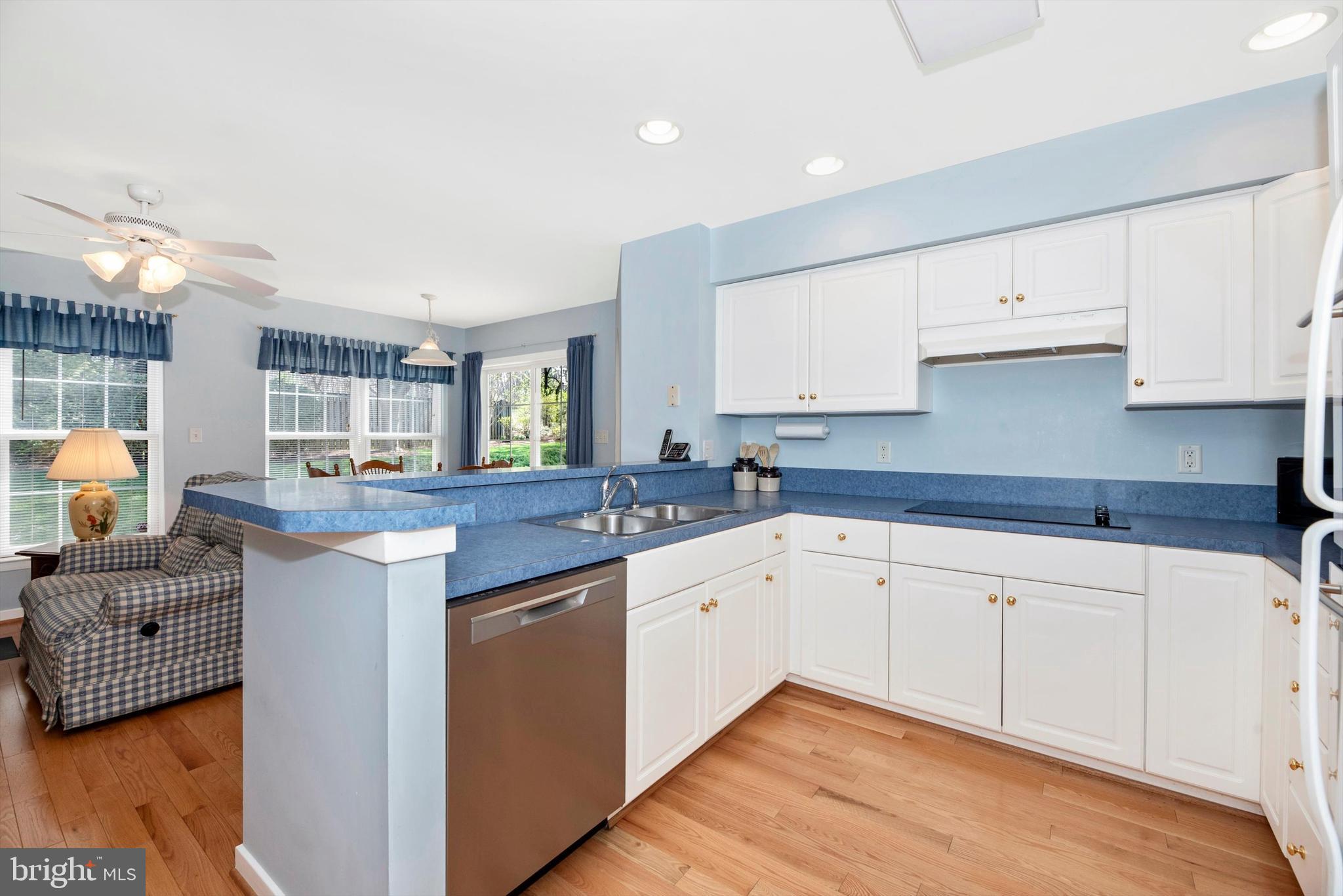 THE MEADOW AT NEW MARKET - Residential