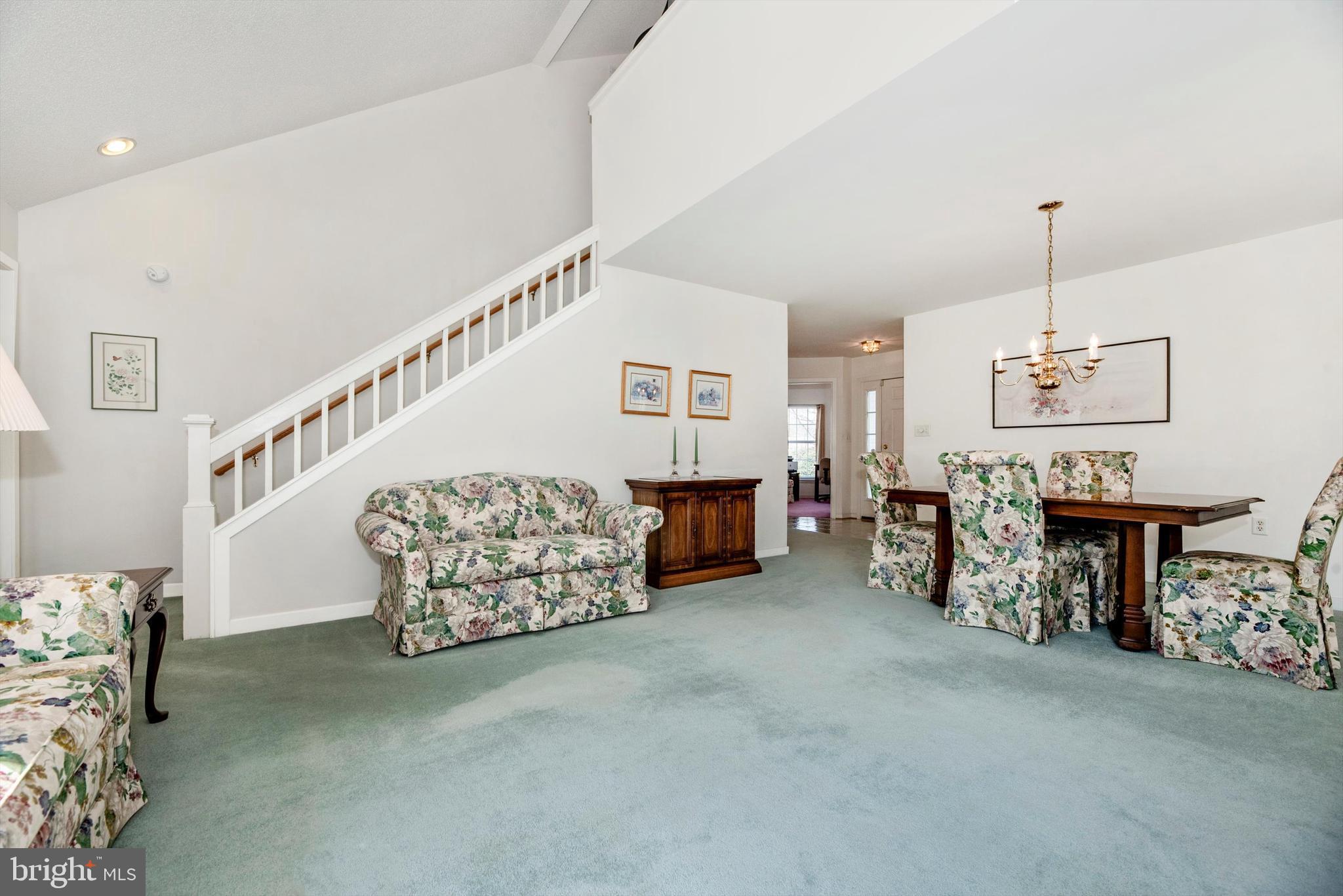 THE MEADOW AT NEW MARKET - Residential