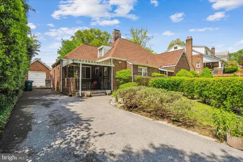 5506 39th Avenue, Hyattsville, MD MLS: MDPG2150338