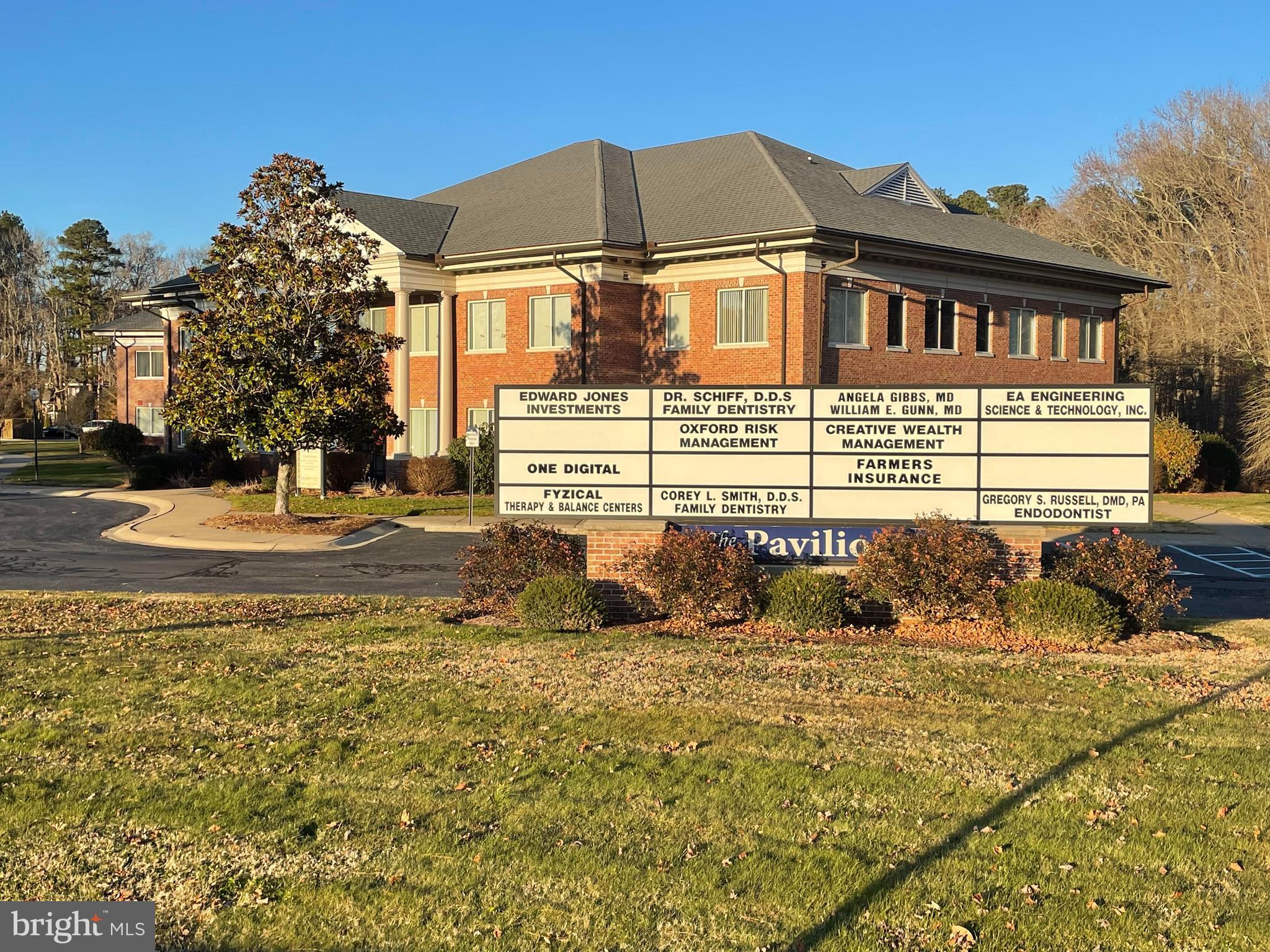 11204 RACETRACK ROAD