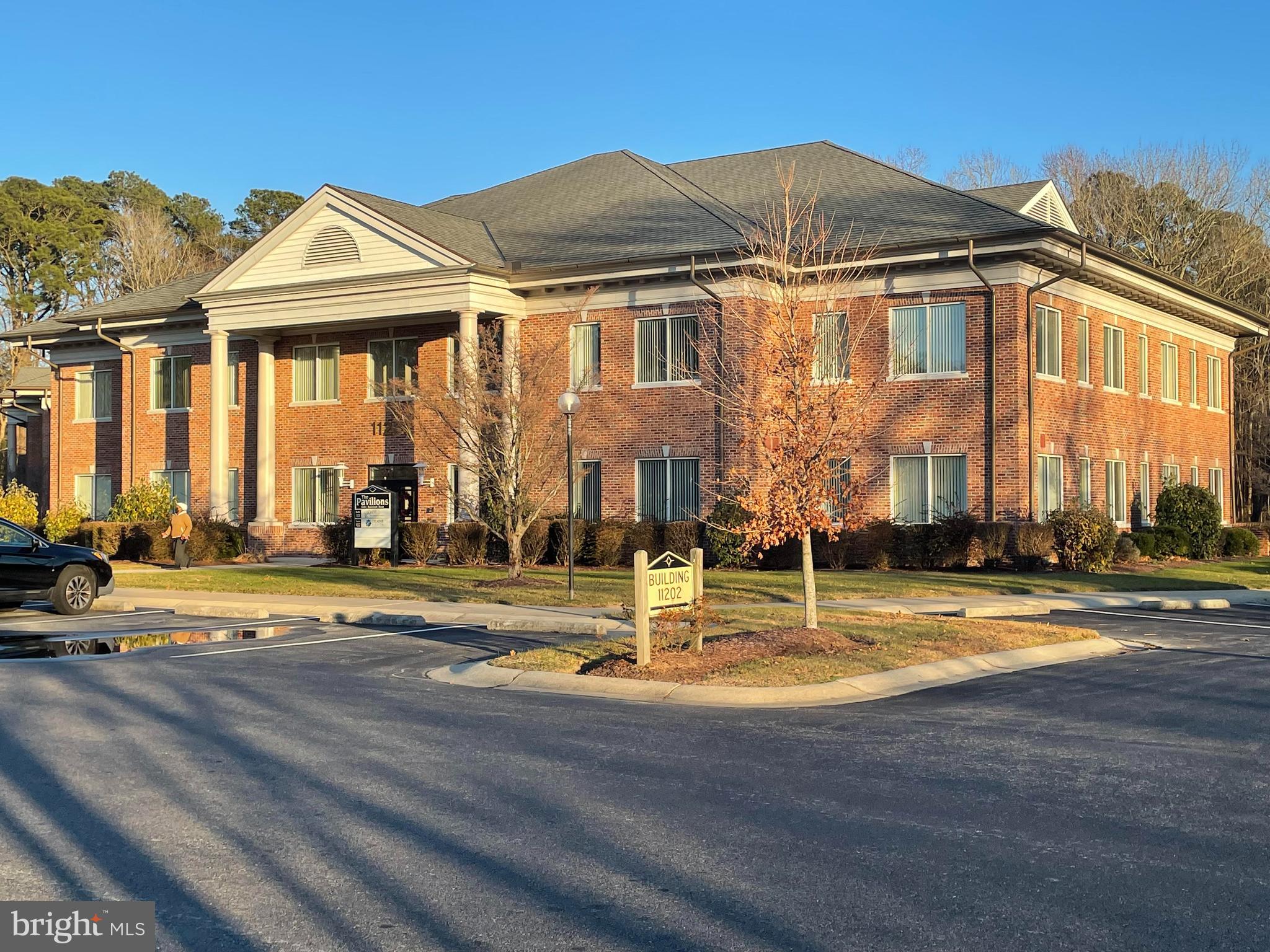 11204 RACETRACK ROAD