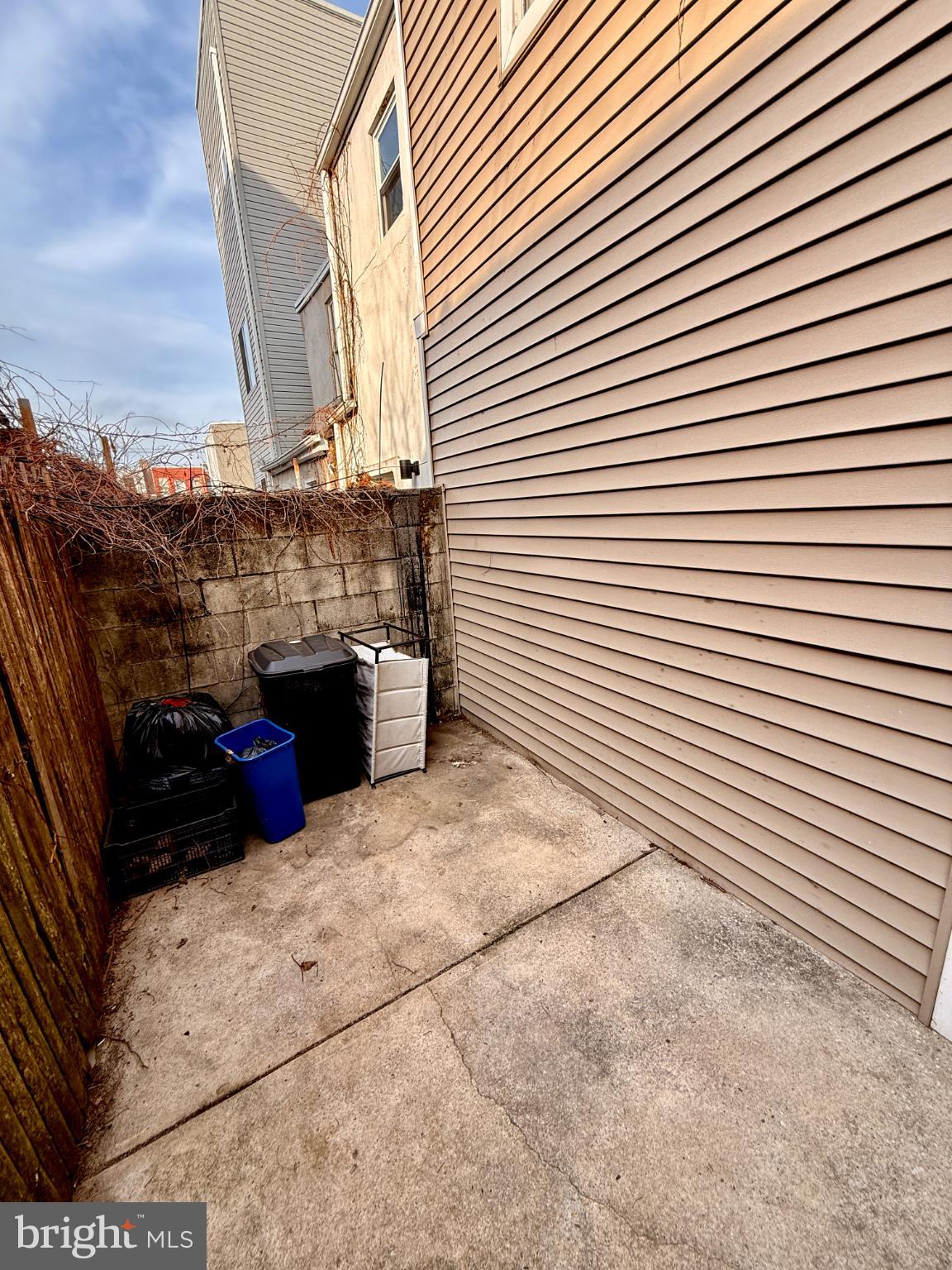 POINT BREEZE - Residential