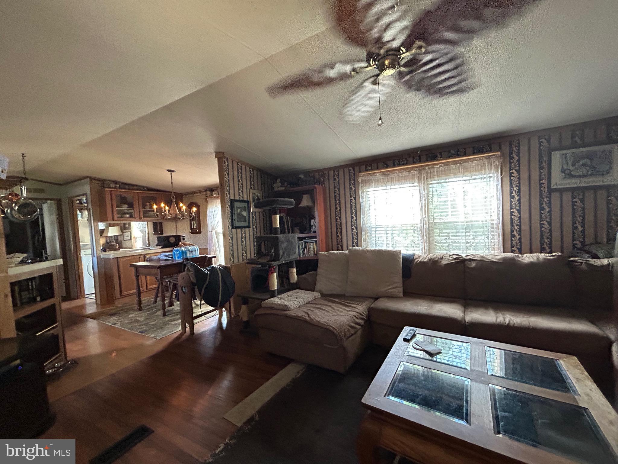 OAK RIDGE ESTATES - Residential