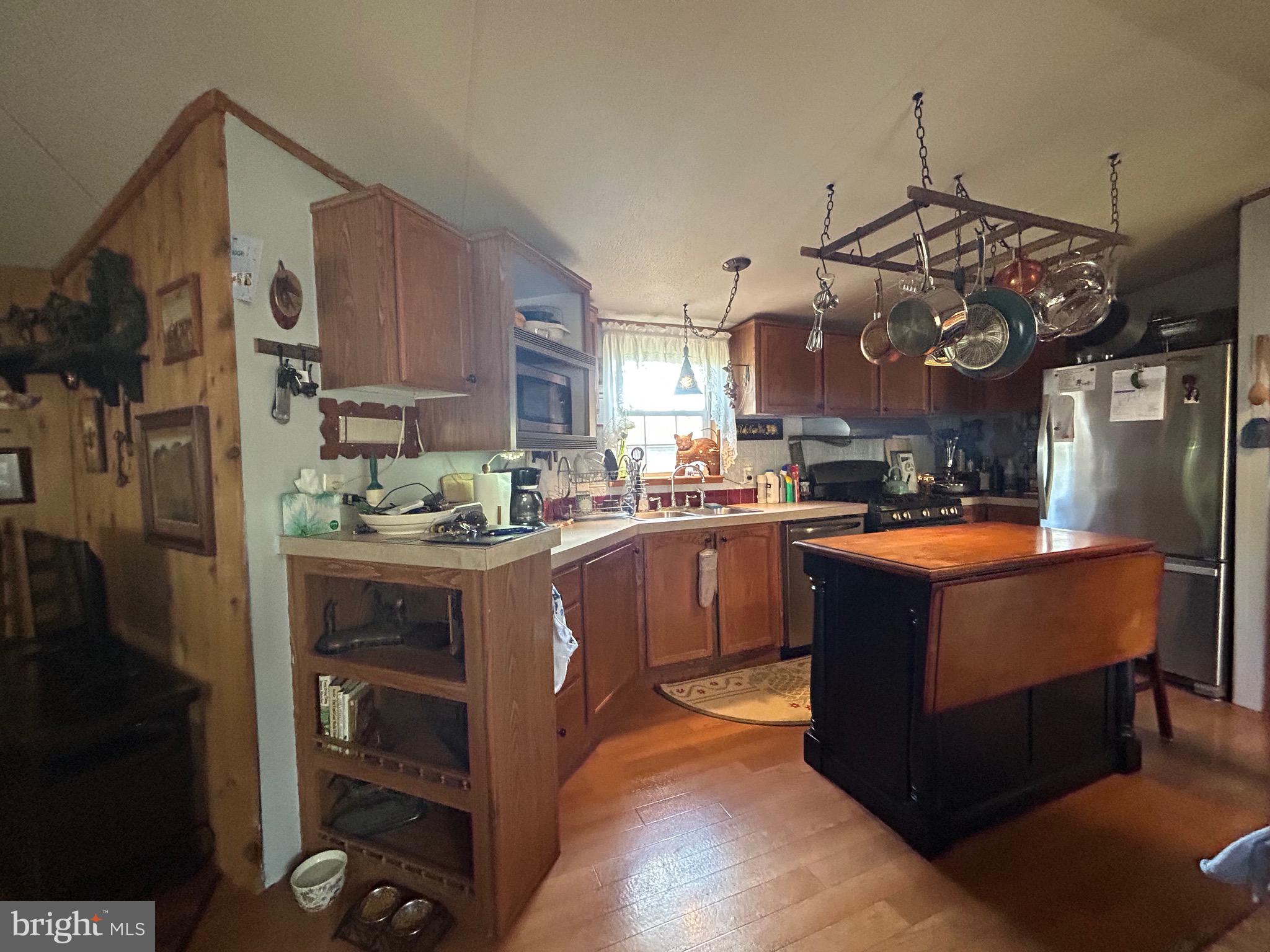 OAK RIDGE ESTATES - Residential