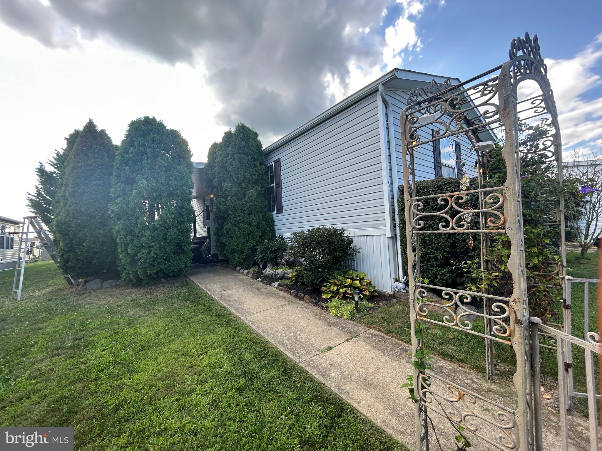 OAK RIDGE ESTATES - Residential