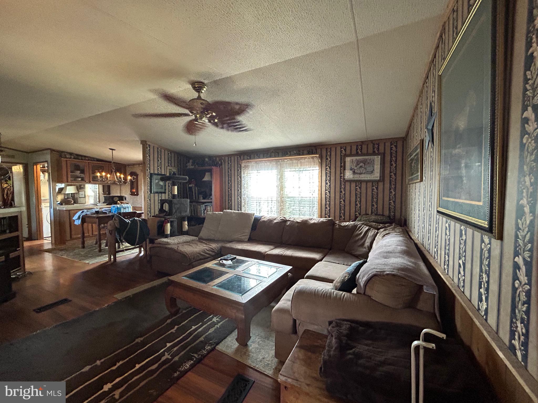 OAK RIDGE ESTATES - Residential