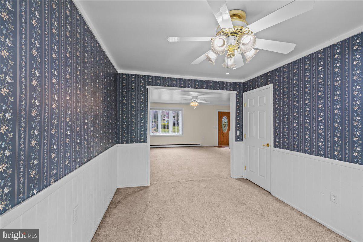 VALLEY GREEN VILLAGE WEST - Residential
