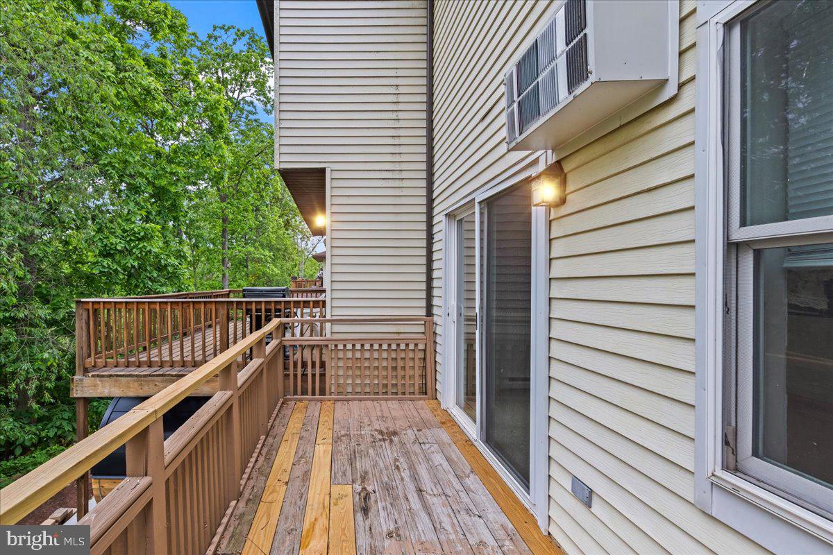 VALLEY GREEN VILLAGE WEST - Residential