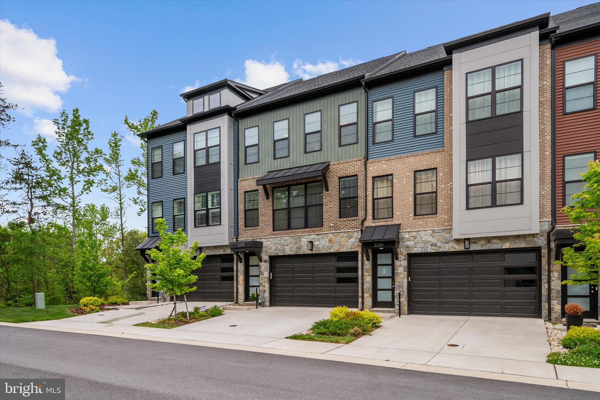 3208 WELLSPRING LANE