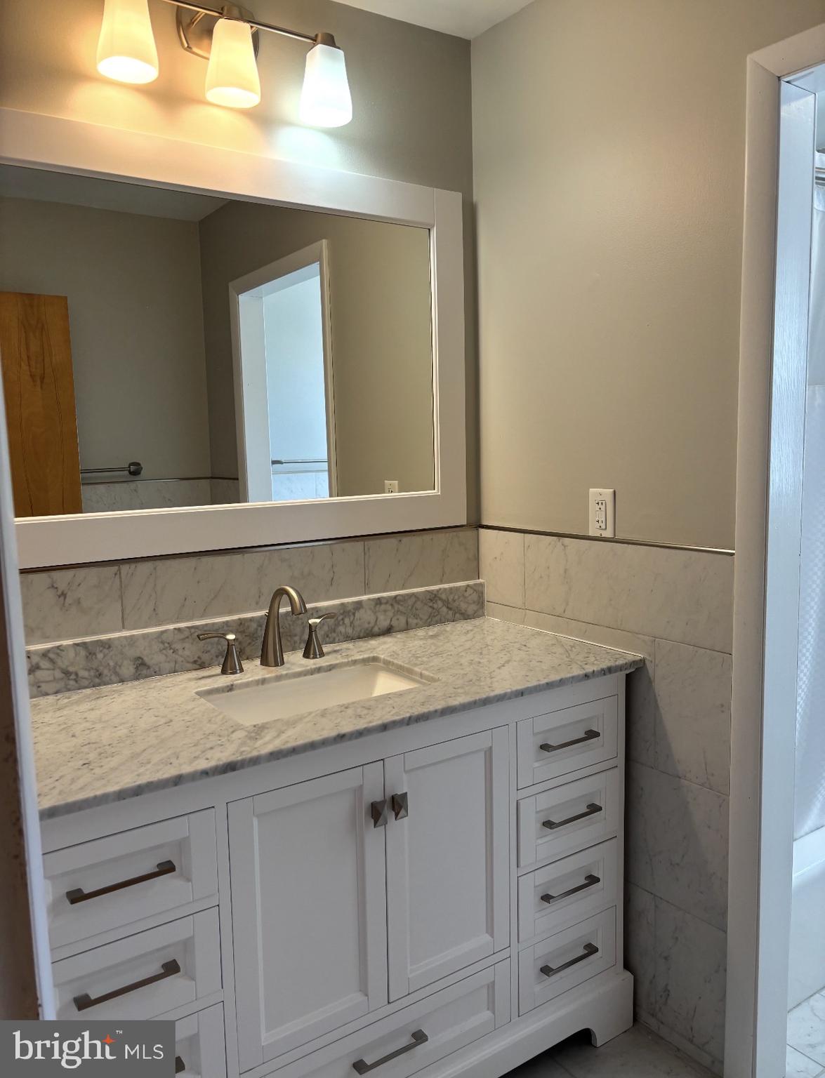 PARADISE HEIGHTS - Residential