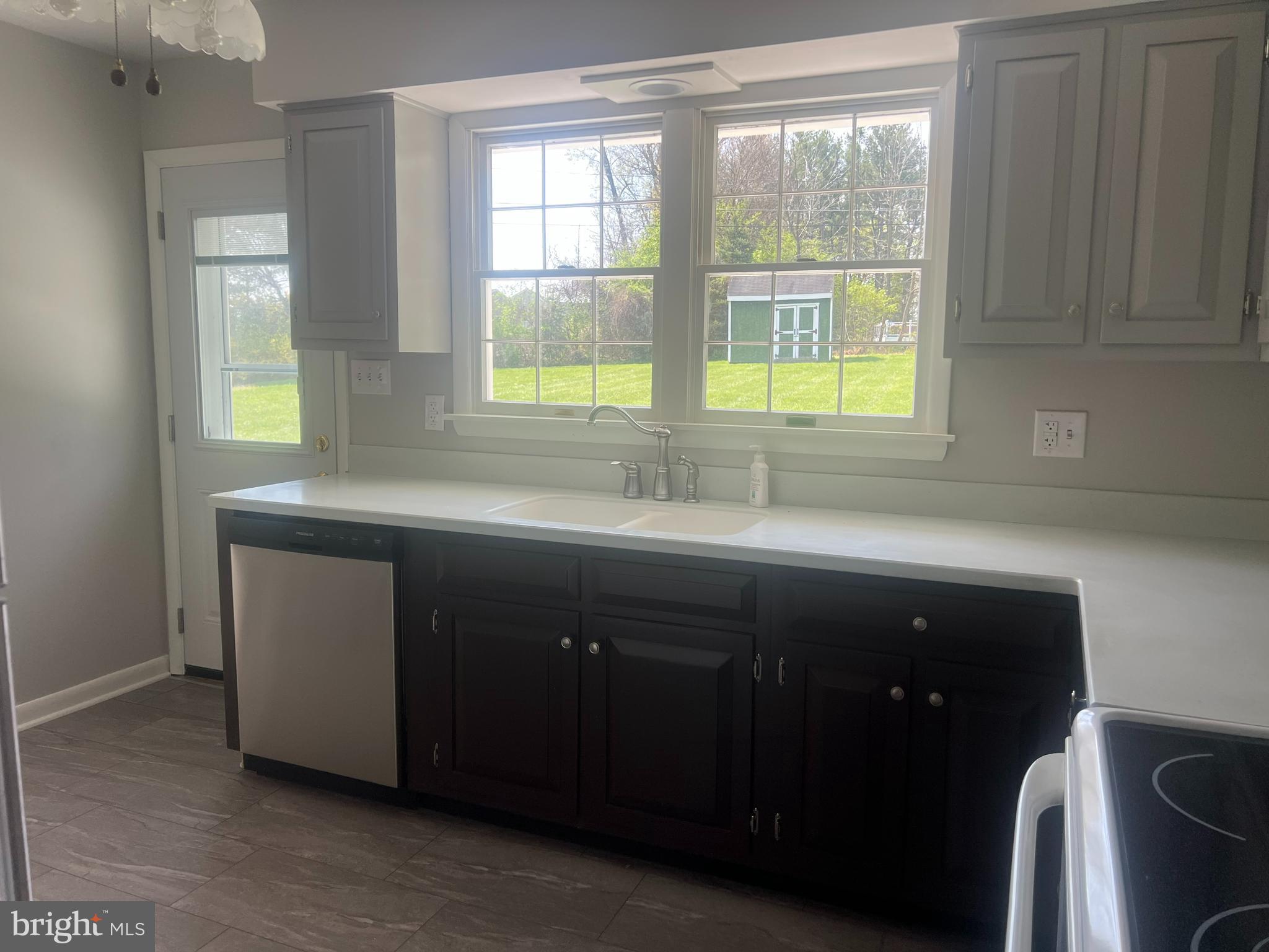 PARADISE HEIGHTS - Residential