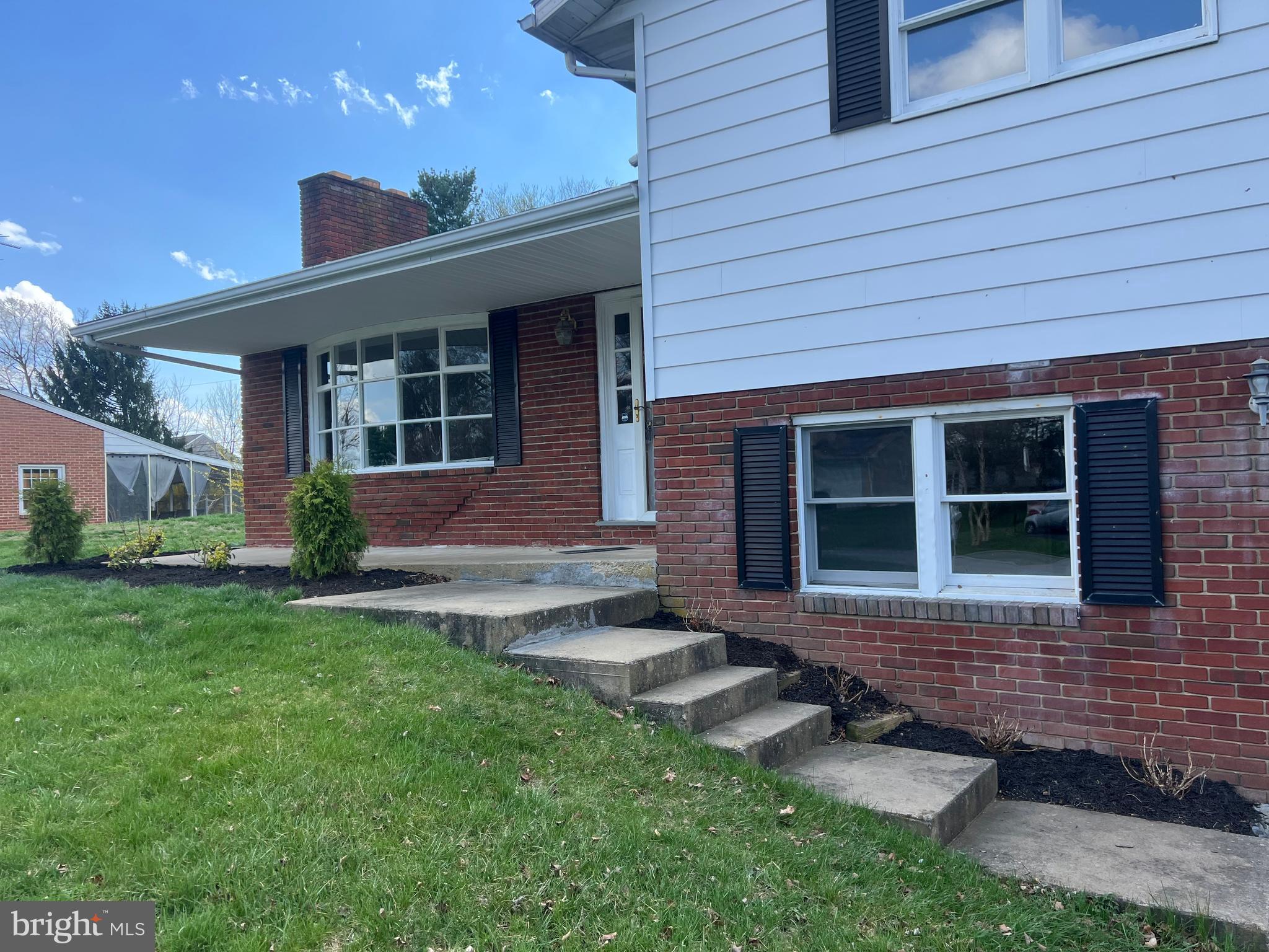 PARADISE HEIGHTS - Residential